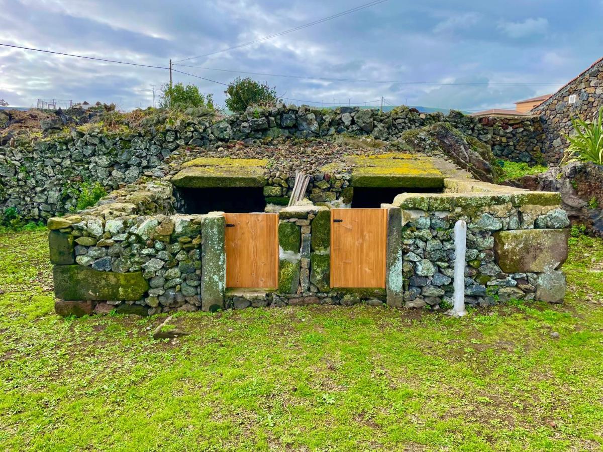 プライア・ダ・ヴィクトーリア Casa Do Avo Jose Alvesヴィラ エクステリア 写真
