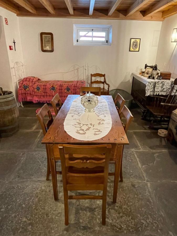 プライア・ダ・ヴィクトーリア Casa Do Avo Jose Alvesヴィラ エクステリア 写真